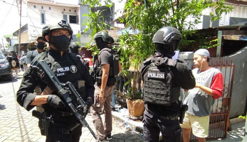 Buntut Penangkapan 3 Eks Pentolan FPI, 56 Terduga Teroris di Makassar Diamankan   