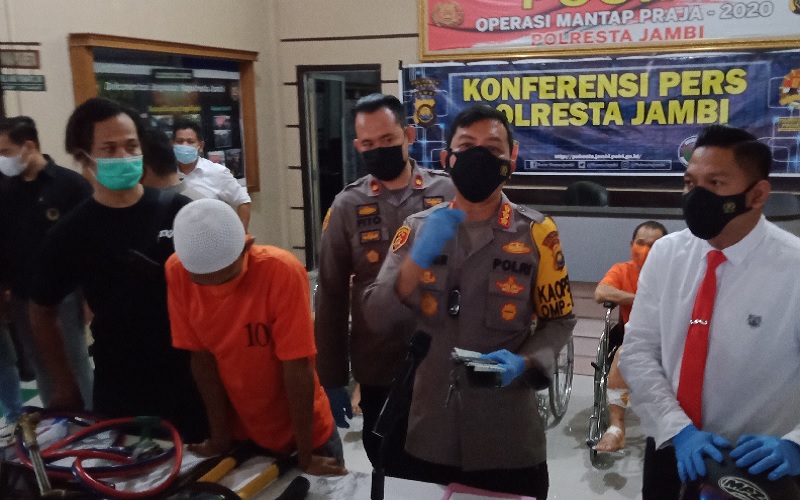Bikin Resah Kaum Hawa, Spesialis Jambret Kalung Emas di Jambi Ditangkap Polisi