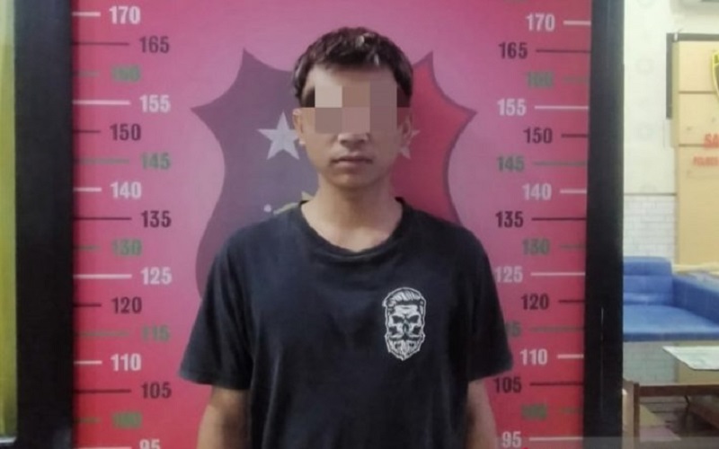 Pria Ini Dilaporkan Orang Tua Kekasih Gegara Ketahuan Berhubungan Seks di Kos