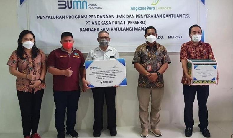 Bandara Sam Ratulangi Manado Salurkan 150 Paket Sembako Ramadan Kareem