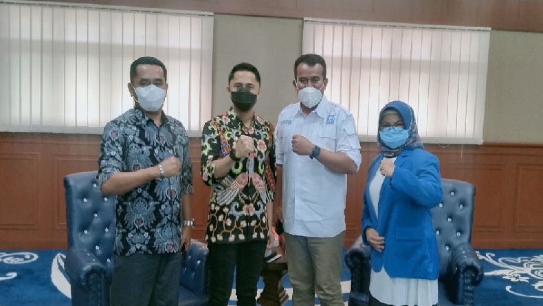 title Pimpinan Parpol di KBB Minta Plt Bupati Hengki Buka Komunikasi Pimpinan Parpol di KBB Minta Plt Bupati Hengki Buka Komunikasi