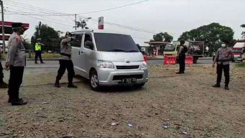 Penyekatan di Jalur Pantura Pemalang, Pemudik Jalani Rapid Test Antigen 