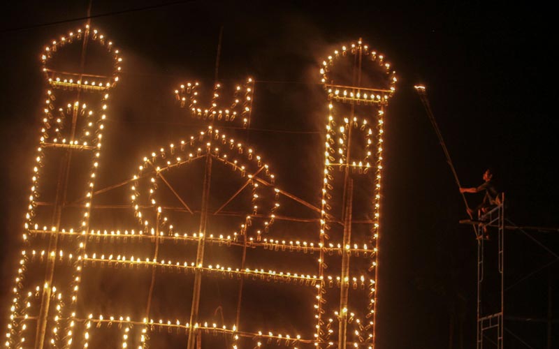 Festival Lampu Colok Meriahkan Ramadan di Pekanbaru - Bagian 3