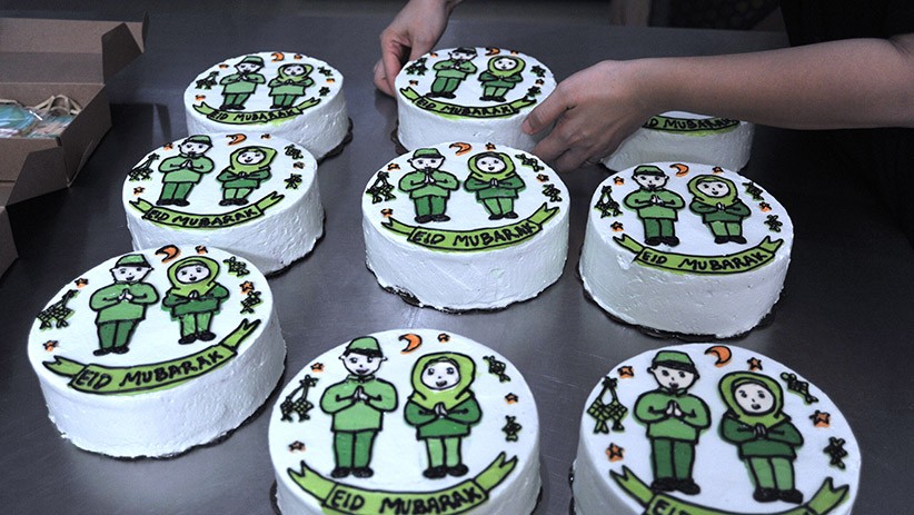 Kreatif, Kue Bertema Lebaran Laris Manis Dijual Online Rp250.000 - Bagian 1