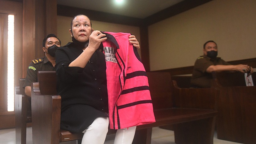 Bobol Uang Rp1,2 Triliun, Begini Ekspresi Maria Pauline Lumowa - Bagian 3