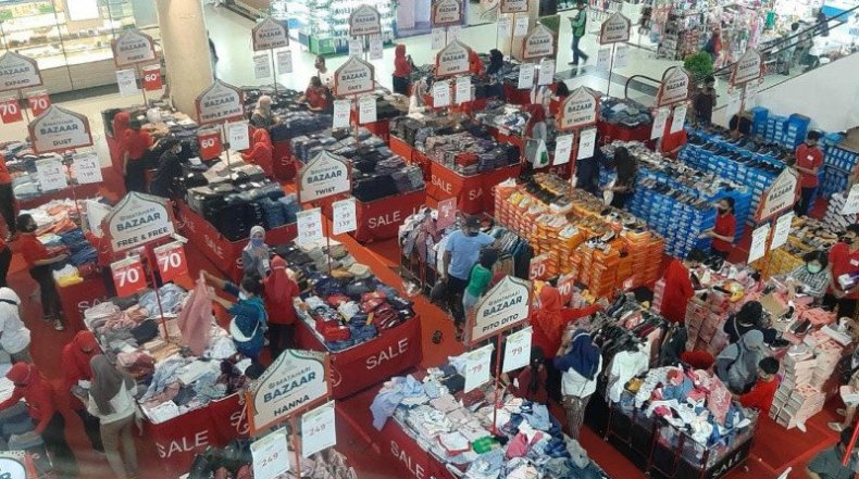 Lebaran Hari Pertama, Mal di Solo Kurangi Jam Operasional 