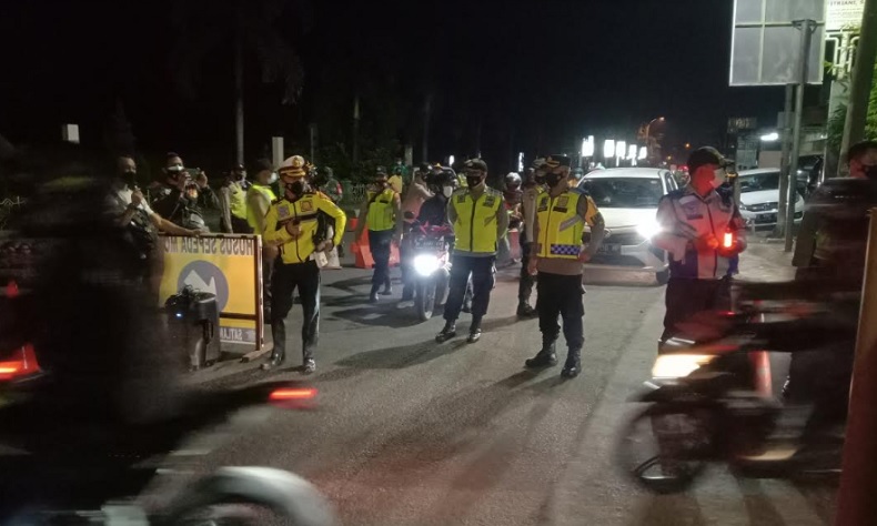 Ribuan Pemudik Motor Terjaring Penyekatan di Jalur Pantura Senin Dini Hari