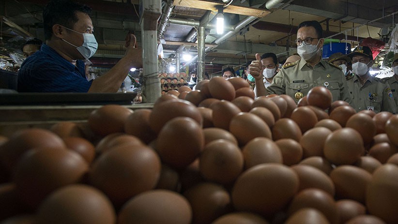 Gubernur Anies Baswedan Cek Harga Sembako di Pasar Mayestik - Bagian 4