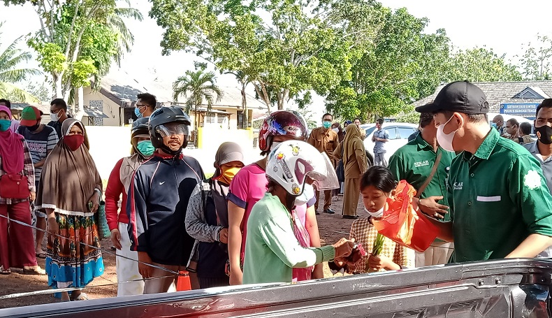 Warga Koba Antusias Borong Daging Murah dari Pemerintah
