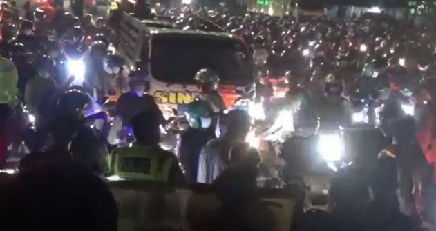 Cerita Haru Pemudik Diputar Balik di Subang: Saya Kangen Keluarga