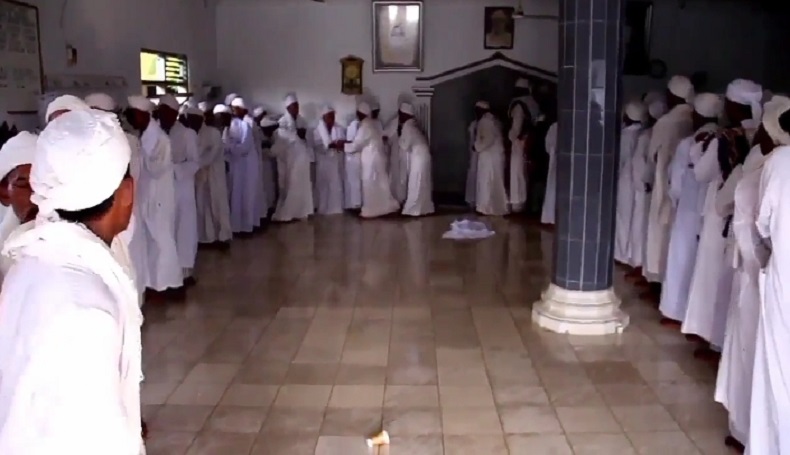 Jemaah Assyahadatin Indramayu Rayakan Idul Fitri Hari Ini