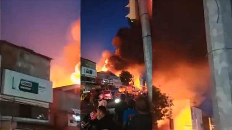 Malam Takbiran, Toko Onderdil Motor di Madiun Ludes Terbakar 