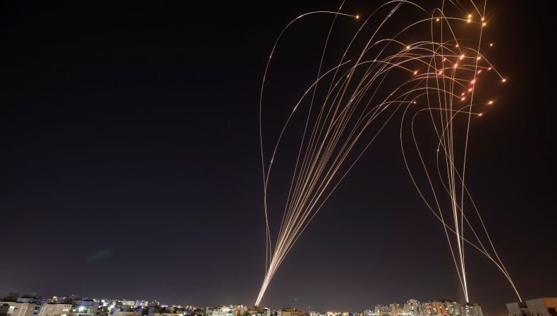 Serangan Roket Pejuang Palestina sampai Tel Aviv, Israel Dilanda Kepanikan