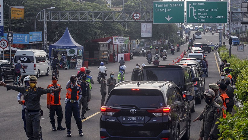 Berlibur ke Puncak Bogor, Selain Plat F Diputar Balik - Bagian 2