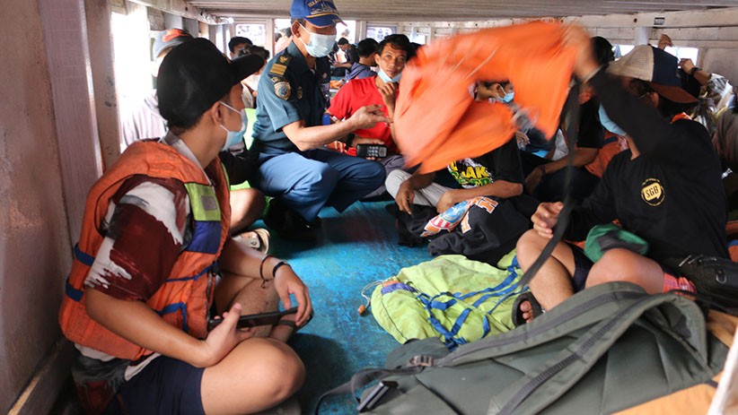 Liburan ke Kepulauan Seribu, Wisatawan Berkerumun di Pelabuhan Kaliadem - Bagian 4