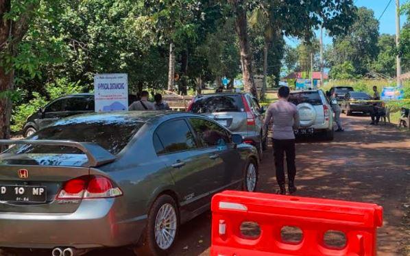 Cegah Kerumunan, Polisi Tutup Jalur ke Tempat Wisata di Bangka Selatan