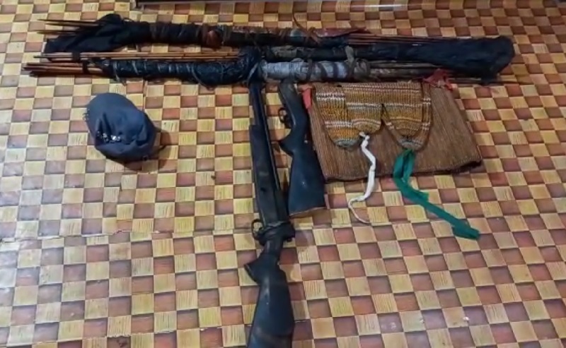 Detik-Detik TNI Polri Gerebek Honai KKB Lekagak Telenggen, Amankan Peluru hingga Anak Panah