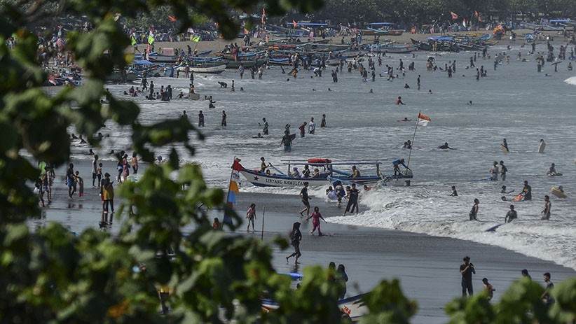 Seluruh Objek Wisata Pangandaran Ditutup - Bagian 3