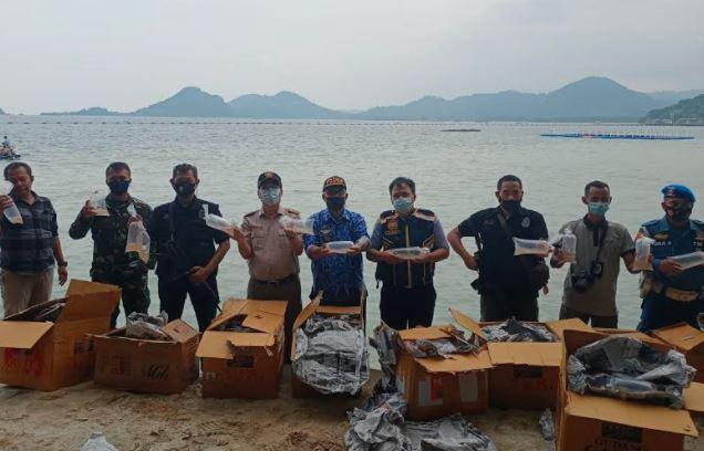 Penyelundupan Ratusan Ribu Ekor Benur dari Lampung Digagalkan