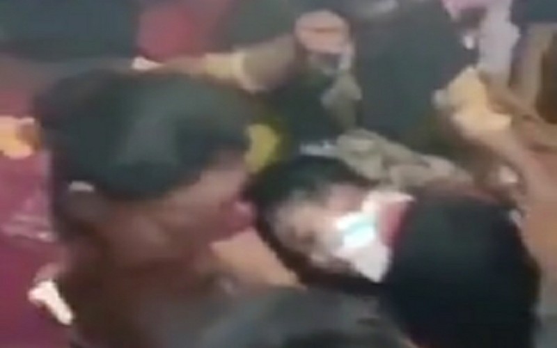 Mengerikan, Ayah di OKI Bacok Leher Anak Gadis Hanya karena Sepeda Motor