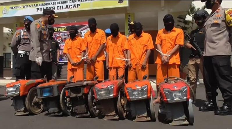 Berpura-pura Cari Belut, Komplotan Pencuri Ini Gasak Puluhan Mesin Traktor 
