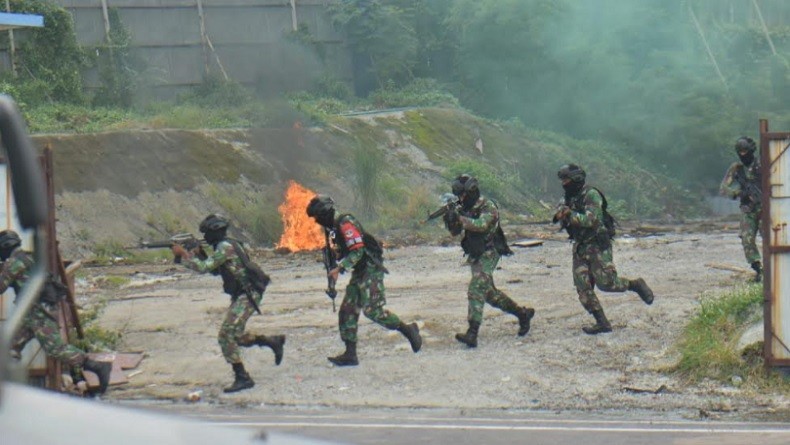 title Dilatih sebagai Prajurit Tempur, Raider Khusus dari Sorong Ini Siap Berantas KKB Dilatih sebagai Prajurit Tempur, Raider Khusus dari Sorong Ini Siap Berantas KKB