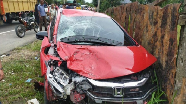 Tragis, Suami Istri dan Anak Tewas Ditabrak Mobil di Jalan Lintas Banda Aceh-Medan