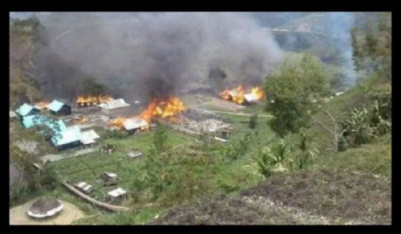 Foto-Foto Pembakaran Rumah dan Gereja di Distrik Ilaga Papua Ternyata Hoaks