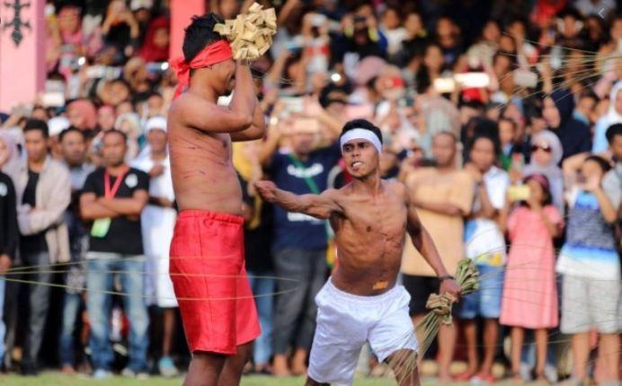 Pandemi Covid-19, Tradisi Pukul Sapu usai Idul Fitri di Maluku Berlangsung Tertutup