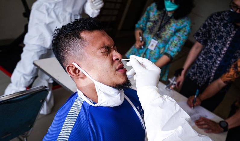 title  Jelang Latihan Perdana, Pemain dan Official PSIS Dites Antigen  Jelang Latihan Perdana, Pemain dan Official PSIS Dites Antigen