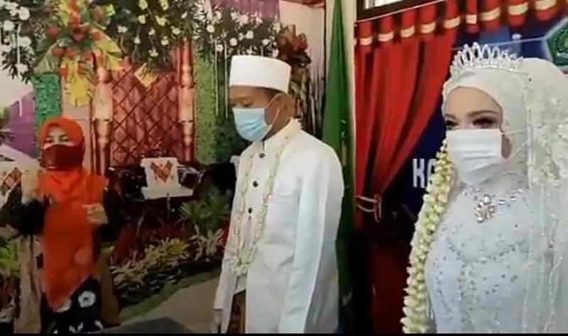 Tunda Akad Nikah, Pengantin di Banyumas Ini Nyanyikan Indonesia Raya saat Peringati Harkitnas