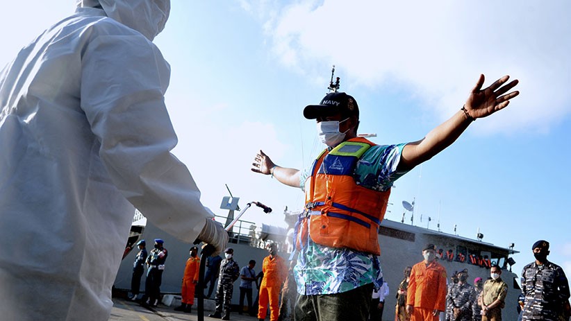 Selamat dari Terjangan Badai 7 Meter, ABK KM Bandar Nelayan Sujud Syukur - Bagian 2