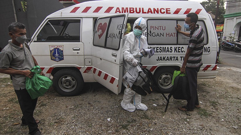 17 Warga Cipayung Terpapar Covid-19 Dibawa ke Wisma Atlet - Bagian 1