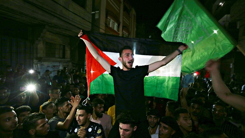 Ribuan Warga Palestina Turun ke Jalan Rayakan Gencatan Senjata dengan Israel - Bagian 4