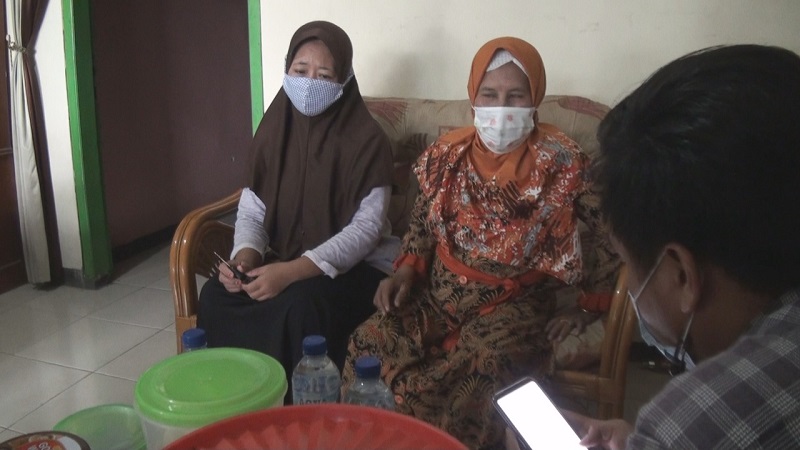 title Ratusan Emak-Emak di Mojokerto Tertipu Arisan Lebaran, Kerugian Capai Rp1 Miliar Ratusan Emak-Emak di Mojokerto Tertipu Arisan Lebaran, Kerugian Capai Rp1 Miliar