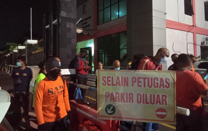 title Diduga Lecehkan Relawan SAR, Pemuda di Karanganyar Ditangkap Polisi Diduga Lecehkan Relawan SAR, Pemuda di Karanganyar Ditangkap Polisi