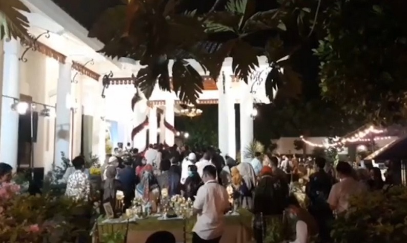 title Gubernur Khofifah dan Wakilnya Dilaporkan ke Polda Jatim Gegara Acara Ulang Tahun Gubernur Khofifah dan Wakilnya Dilaporkan ke Polda Jatim Gegara Acara Ulang Tahun