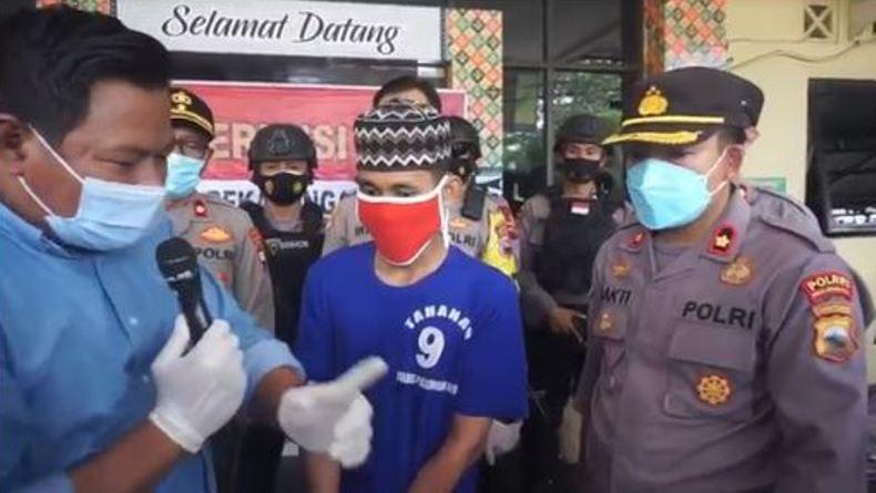 title Razia Besar-besaran, Polisi Tangkap Penjual Balon Petasan di Pekalongan Razia Besar-besaran, Polisi Tangkap Penjual Balon Petasan di Pekalongan