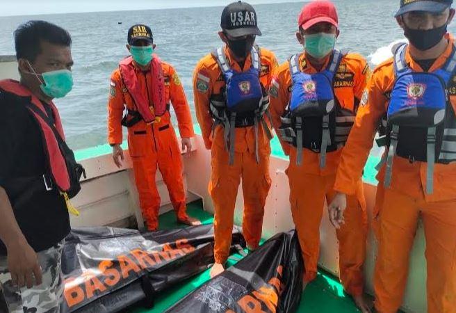 title 3 Korban Kapal Wicly Jaya Sakti yang Tenggelam di Jambi Ditemukan Tewas, 4 Masih Hilang 3 Korban Kapal Wicly Jaya Sakti yang Tenggelam di Jambi Ditemukan Tewas, 4 Masih Hilang