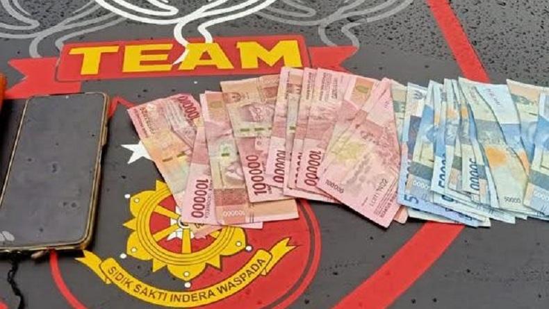 Perempuan Ini Ditipu Berondong Luar Dalam, Sudah Ditiduri lalu Dicuri Uang dan Motor