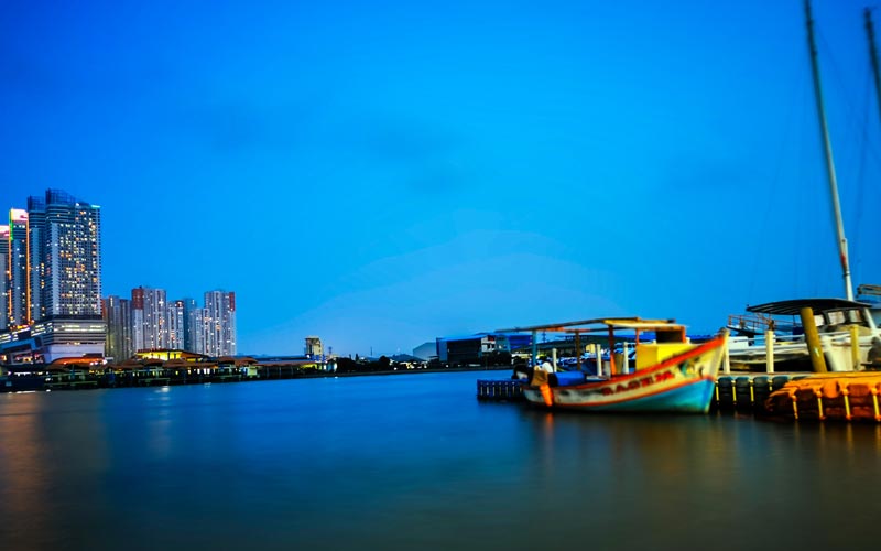 Menghabiskan Libur, Menikmati Senja di Pelabuhan Kali Adem - Bagian 5
