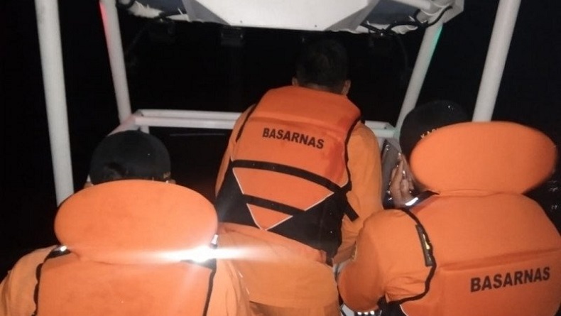 8 ABK KM Sinar Bontang Tenggelam Dievakuasi, Korban Selamat karena Naik Perahu Rakit