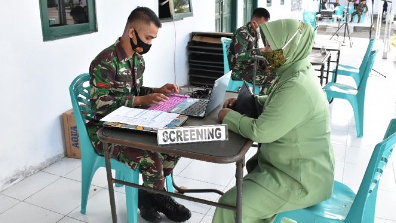Jajaran Korem 133 Nani Wartabone Gorontalo Terima Vaksinasi Covid-19 Tahap Dua