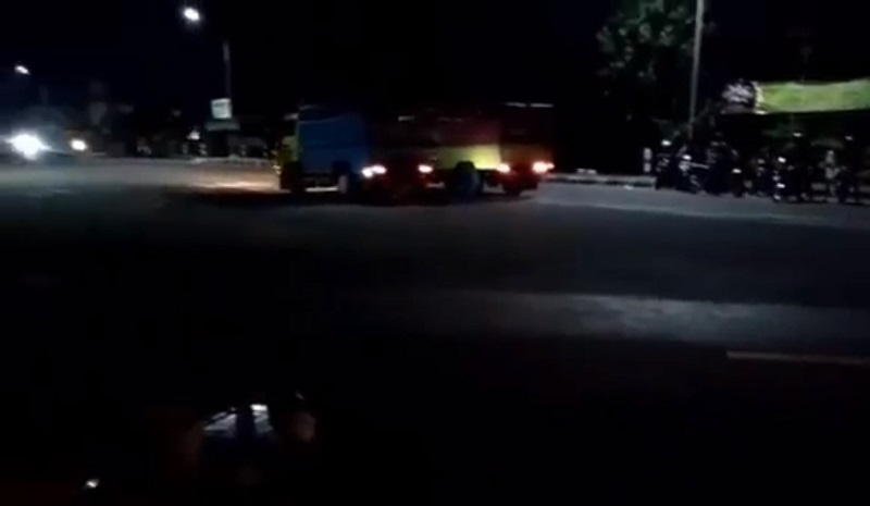 Viral Aksi Balap Truk Liar di JLS Pacitan, Pengemudi Masih di Bawah Umur