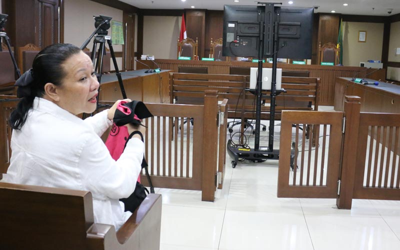 Maria Pauline Lumowa Sang Pembobol Bank BNI Divonis 18 Tahun Penjara - Bagian 3