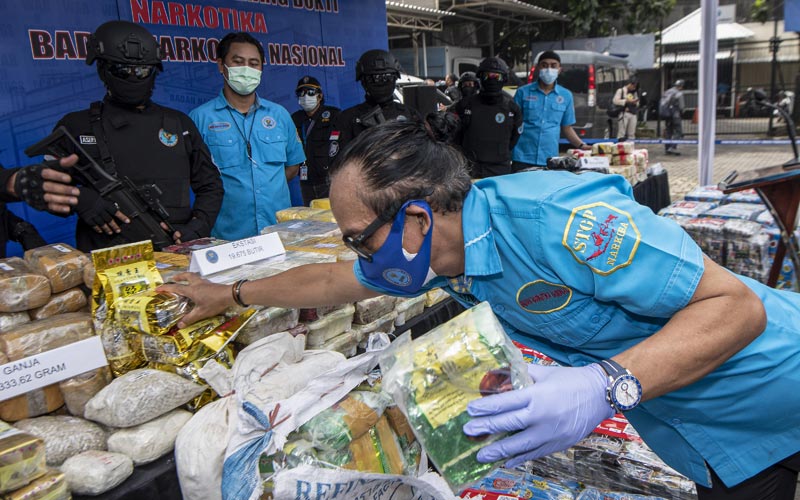 BNN Musnahkan Barang Bukti Sabu 794,62 Kilogram  - Bagian 4