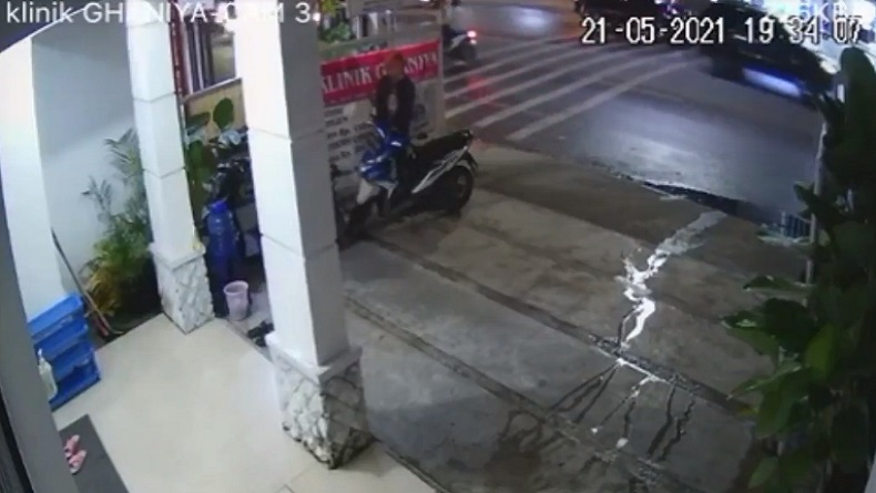 Ditinggal Untuk Rapid Test Antigen, Motor Pasutri di Medan Dibawa Kabur Maling