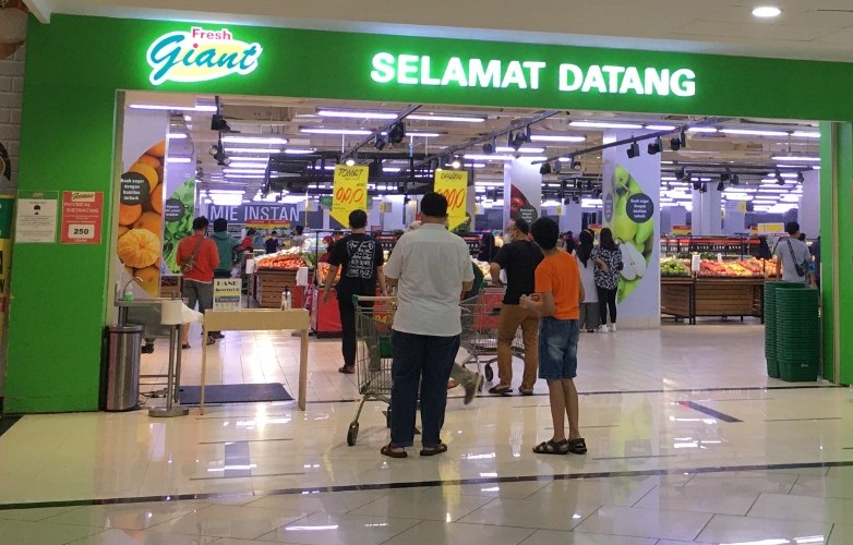 Hero Tutup Semua Gerai Giant, Emak-Emak Gaungkan #PrayforGiant