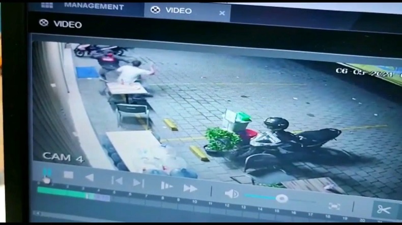 title Todong dengan Kapak, Pedagang Angkringan di Boyolali Ditangkap Polisi Todong dengan Kapak, Pedagang Angkringan di Boyolali Ditangkap Polisi