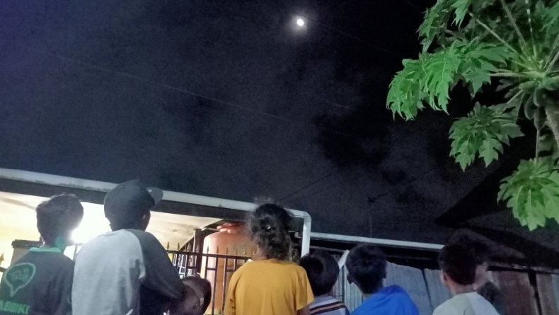 Cerita Remaja di Sorong Lihat Gerhana Bulan: Selama Ini Cuma Ada di Buku Pelajaran